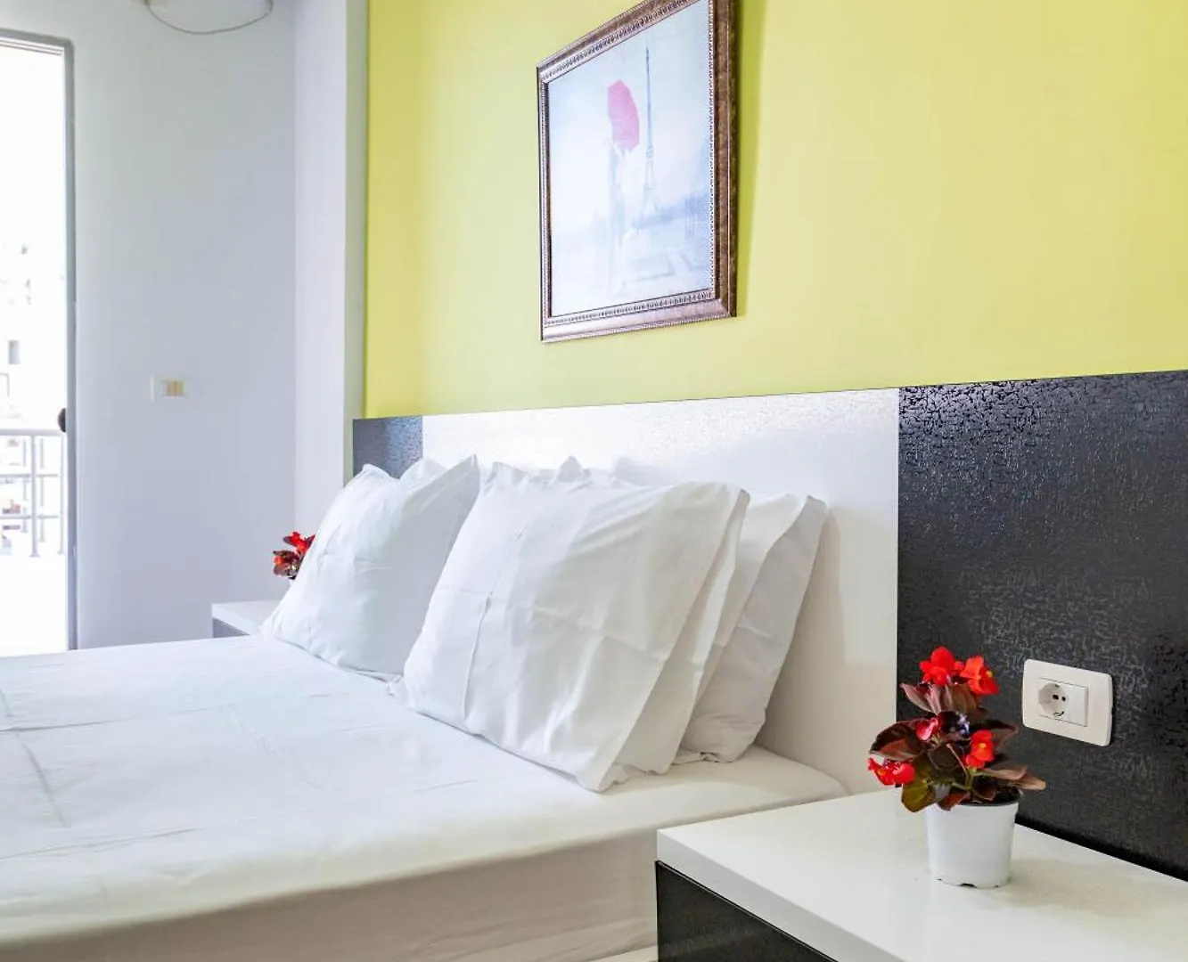 Roan Apartments 0*, Sarandë Albánie