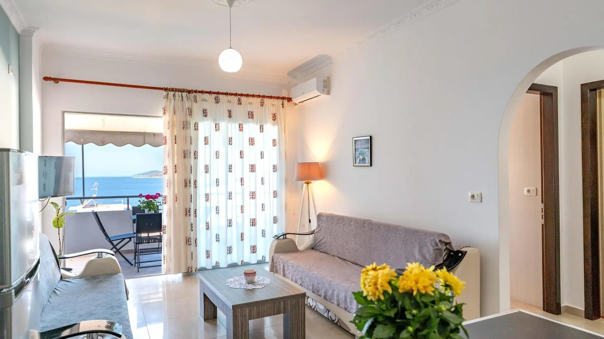 Roan Apartments Sarande