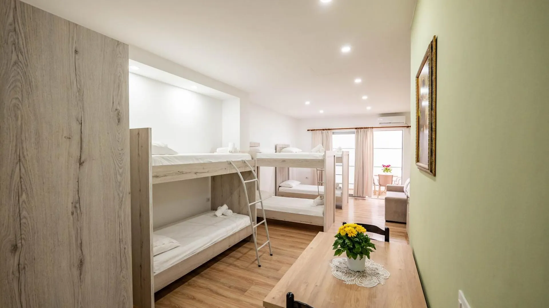 Roan Apartments Albania