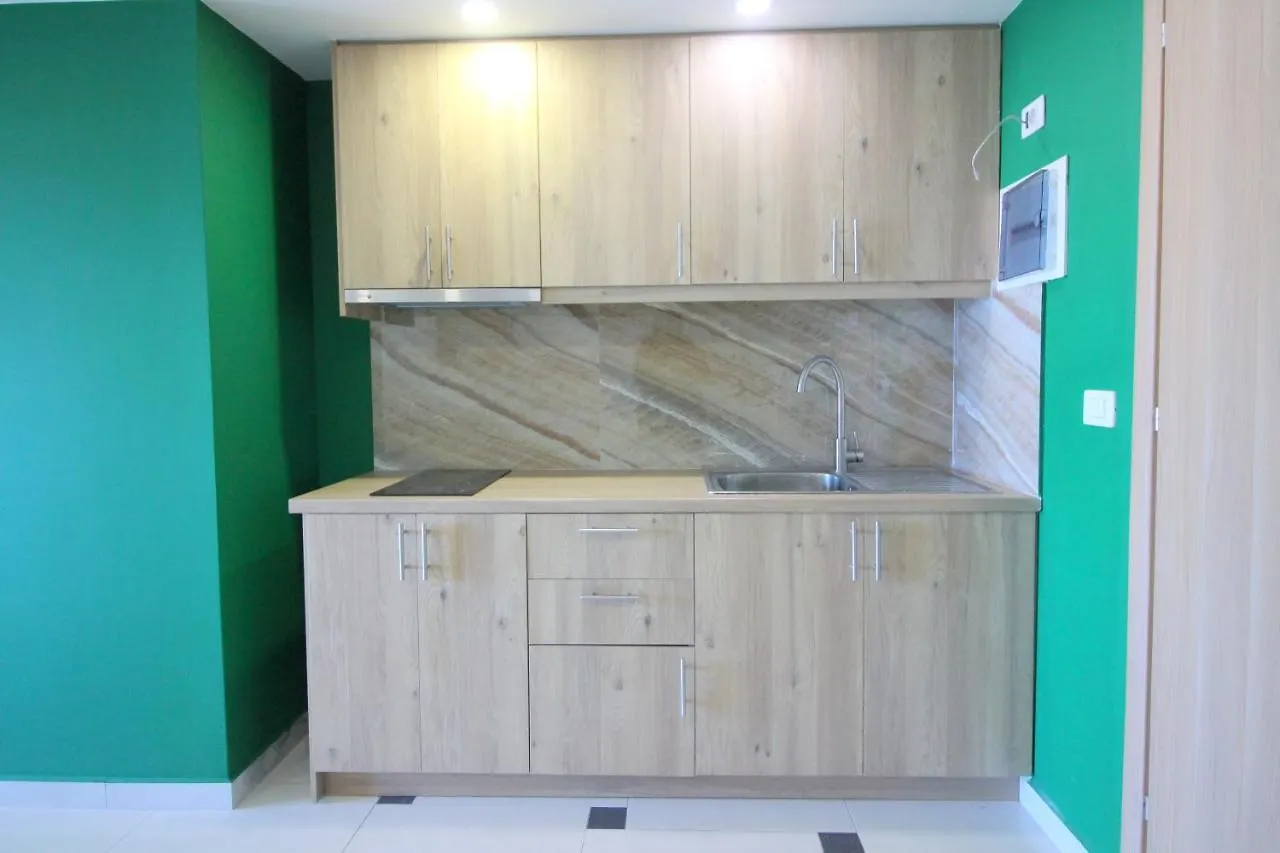아파트호텔 Ionian Apartments Sarandë