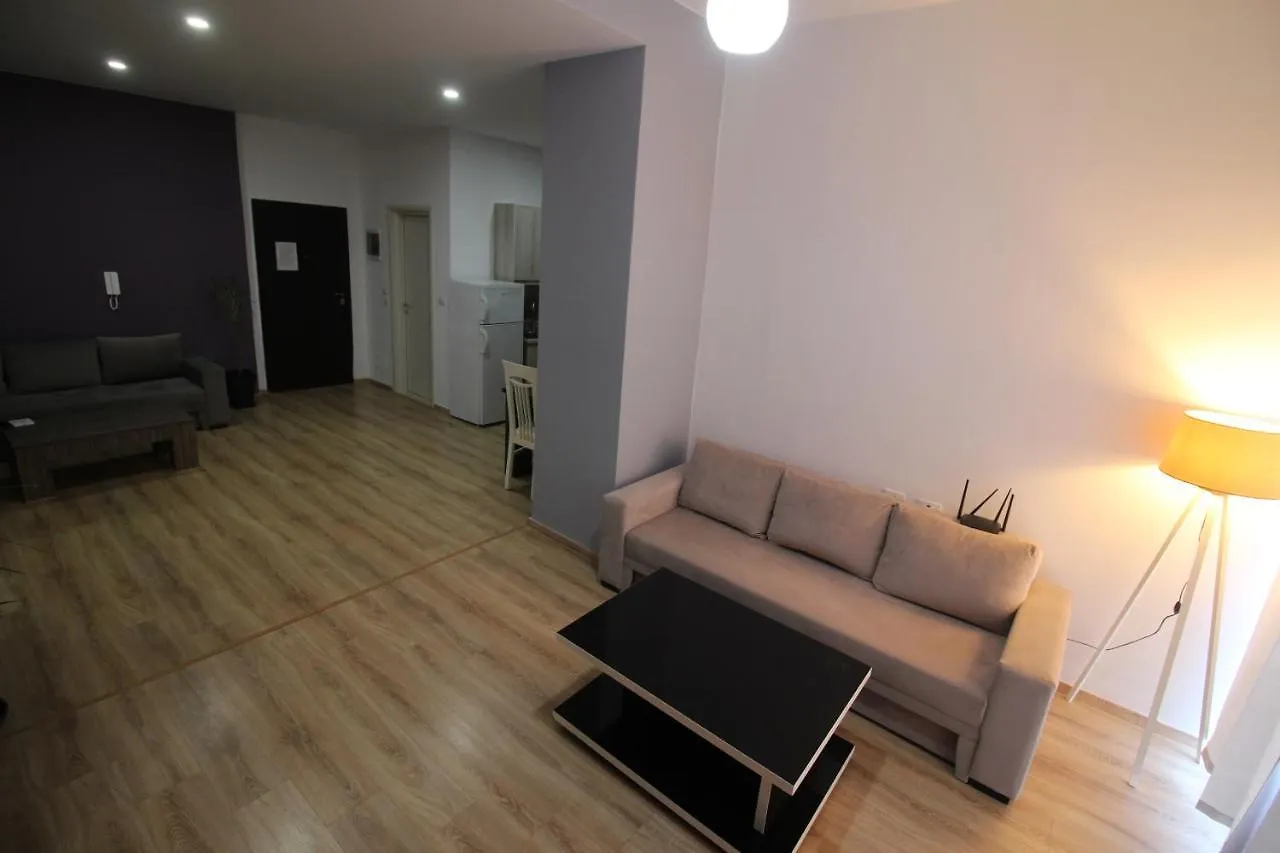 아파트호텔 Ionian Apartments Sarandë