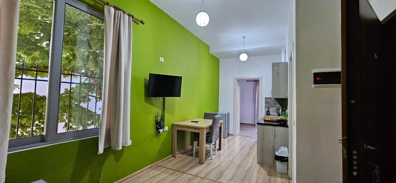 Roan Apartments Sarandë 0*,  Albania